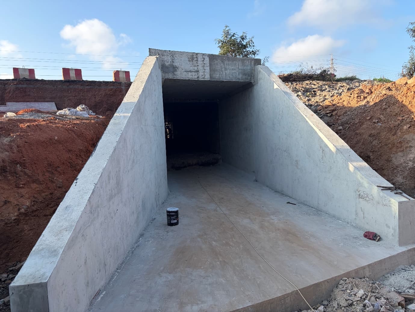 Underpass construction at Km 2+701